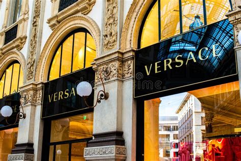 versace milano sede|versace boutique milan.